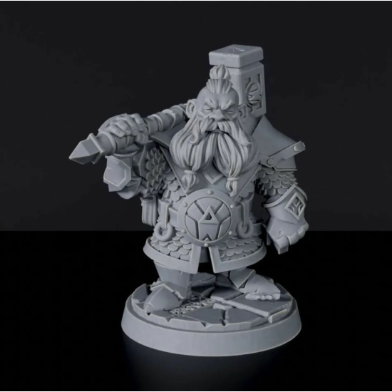 Titan Forge Miniatures: Dwarf Male Fighter ver 1