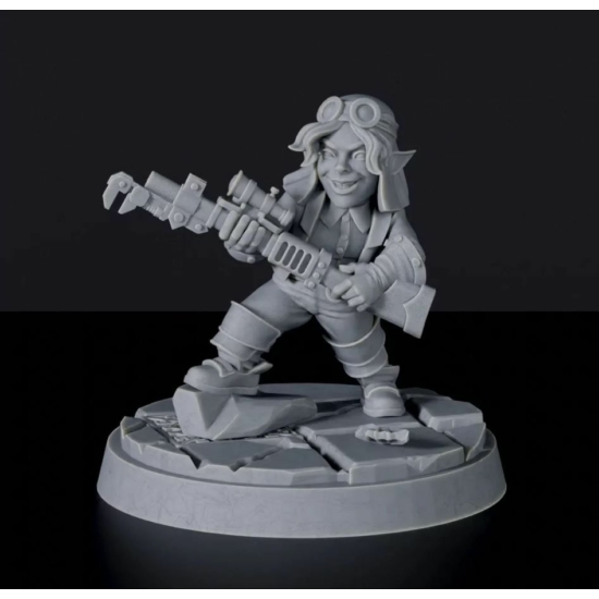 Titan Forge Miniatures: Gnome Female Artificer