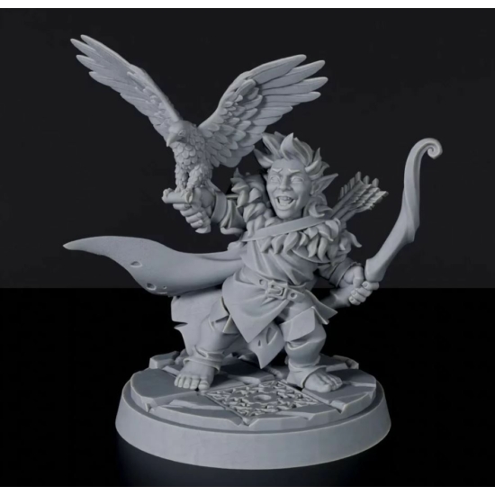 Titan Forge Miniatures: Halfling Male Ranger ver 3